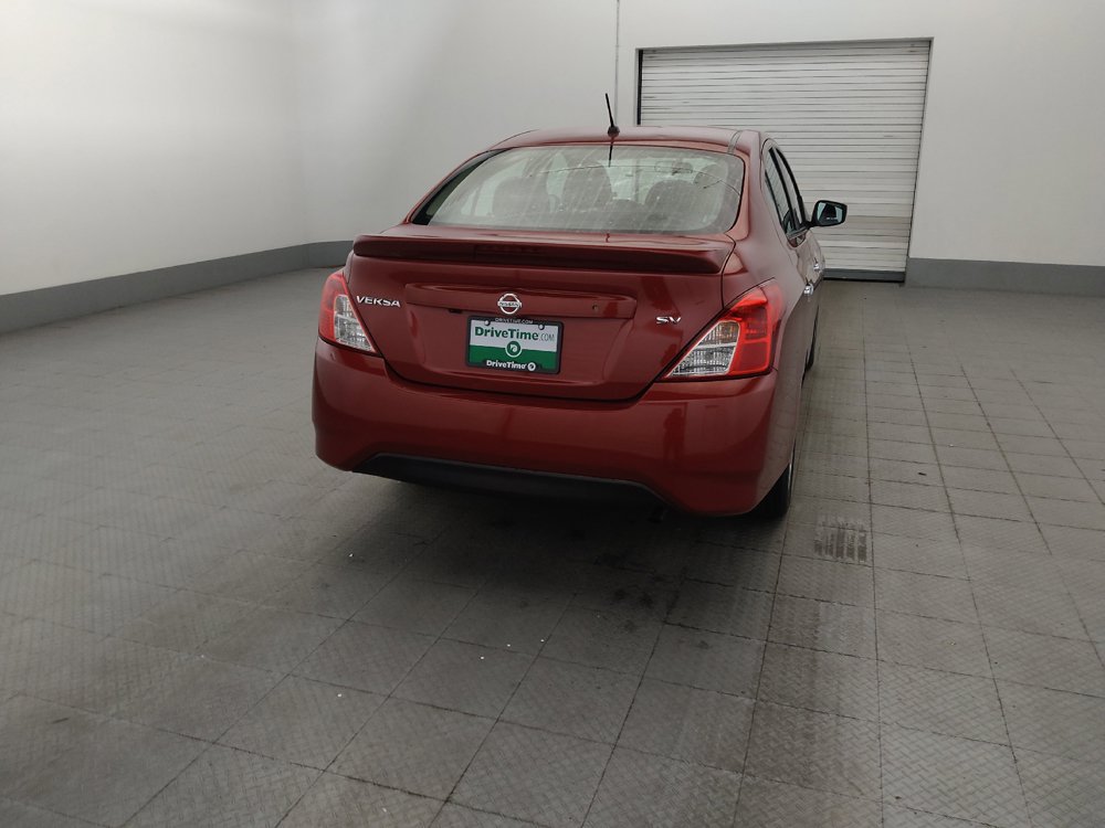 Used 2019 Nissan Versa SV FWD image 7