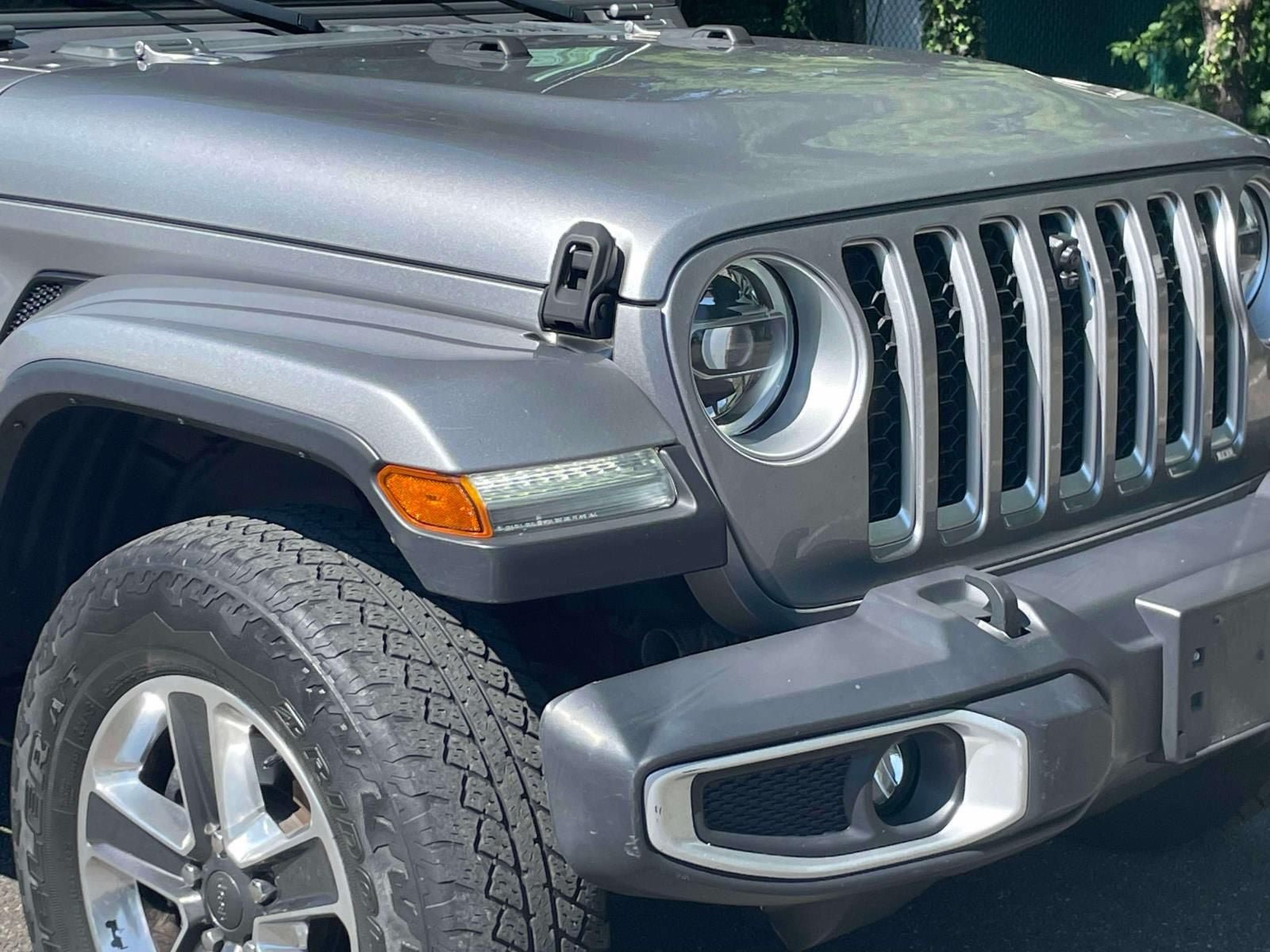 Used 2021 Jeep Wrangler Unlimited Sahara AWD/4WD image 10
