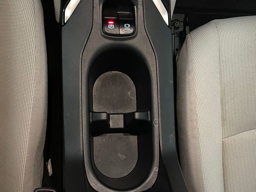 Used 2023 Toyota Corolla Cross LE image 24