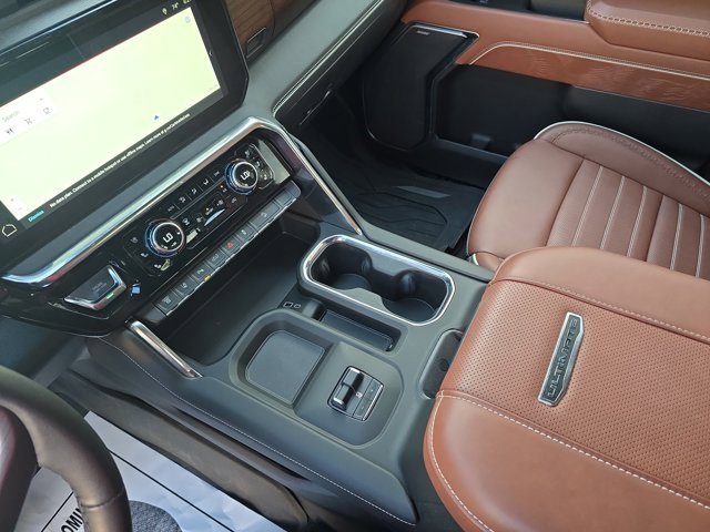 Used 2025 GMC Sierra 2500 Denali Ultimate w/ Max Trailering Package image 24