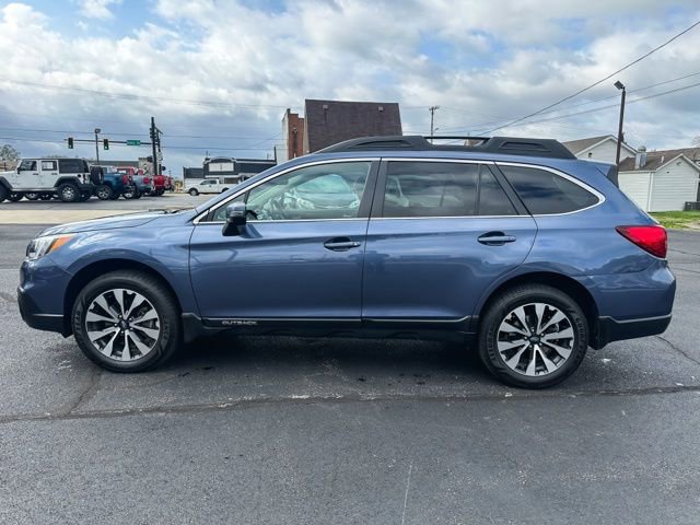 Used 2017 Subaru Outback 2.5i Limited image 4