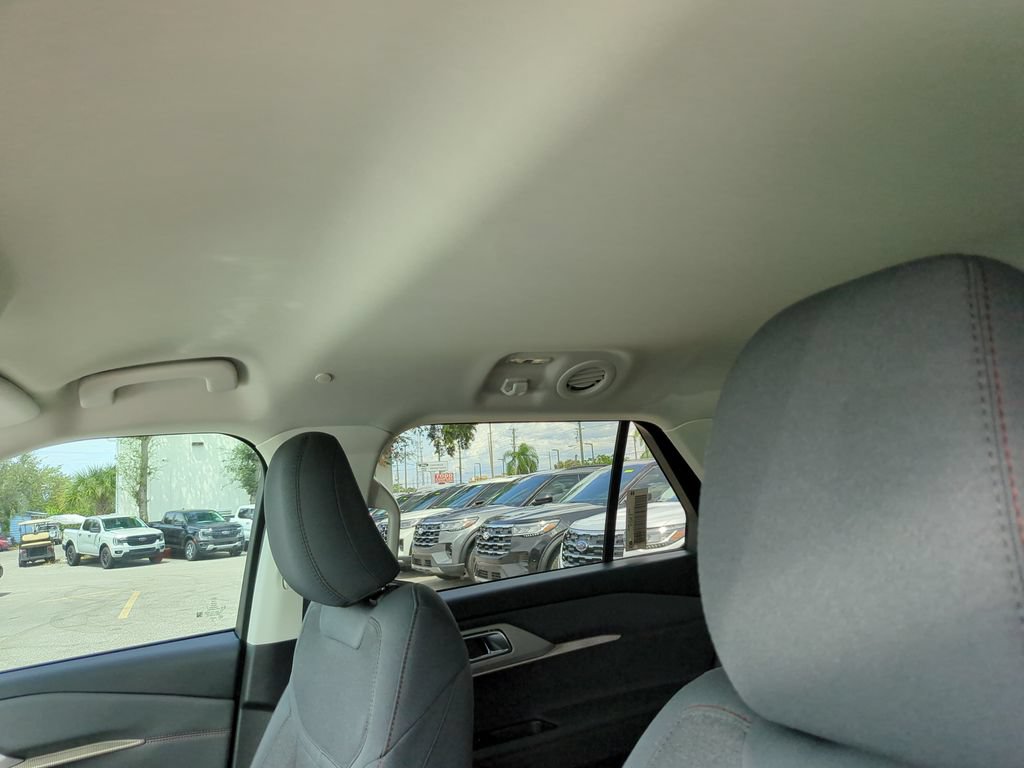 New 2026 Ford Explorer Active RWD image 22