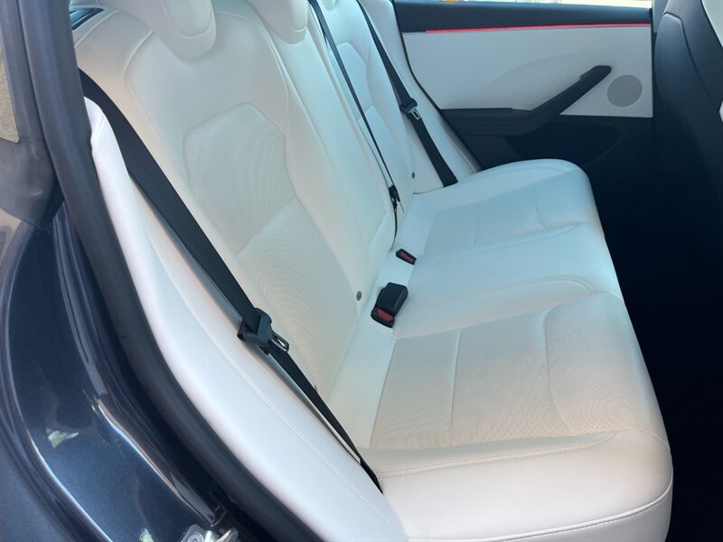 Used 2024 Tesla Model 3 Performance AWD/4WD image 15