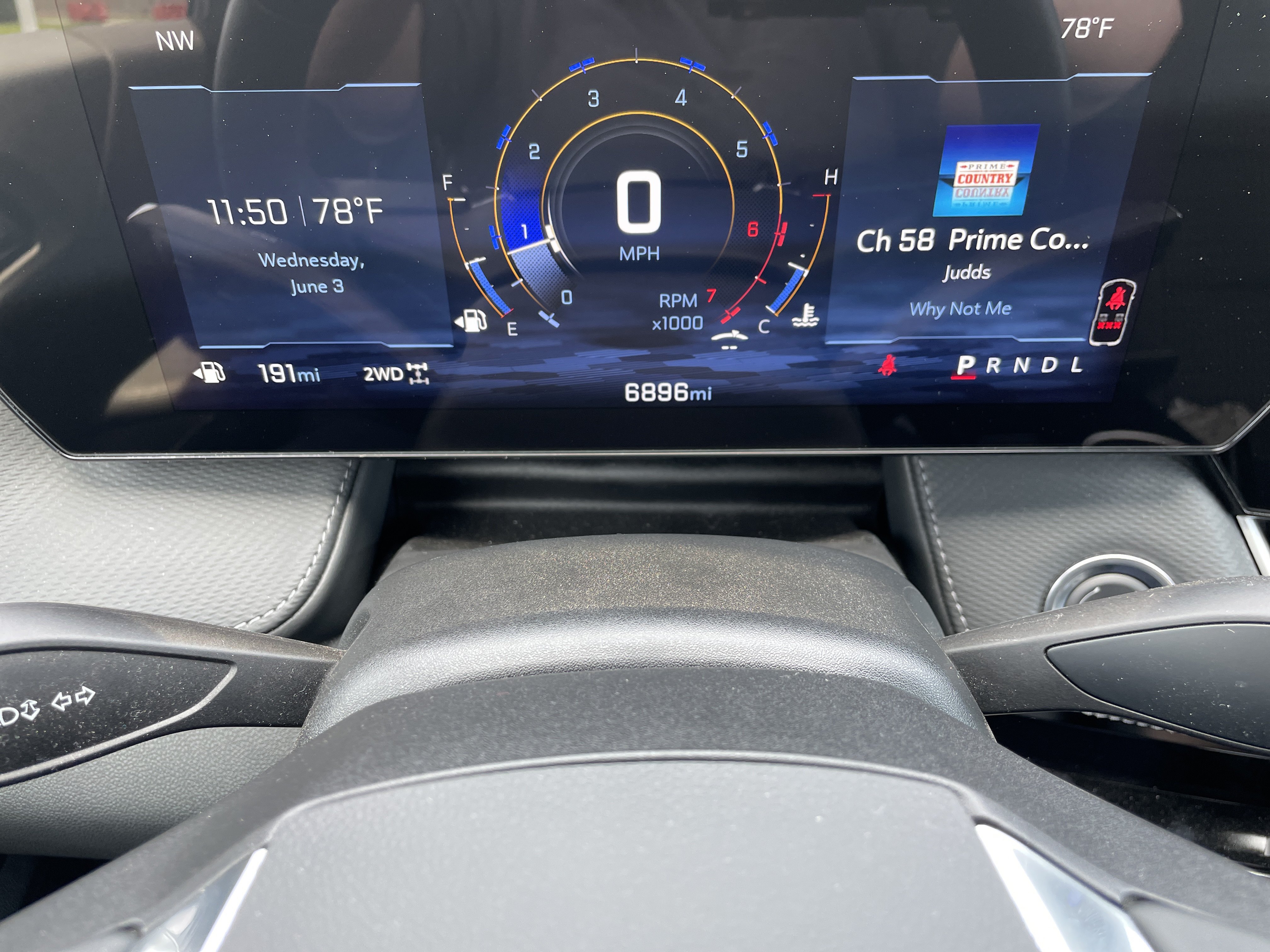 Used 2025 Chevrolet Equinox LT AWD/4WD image 11
