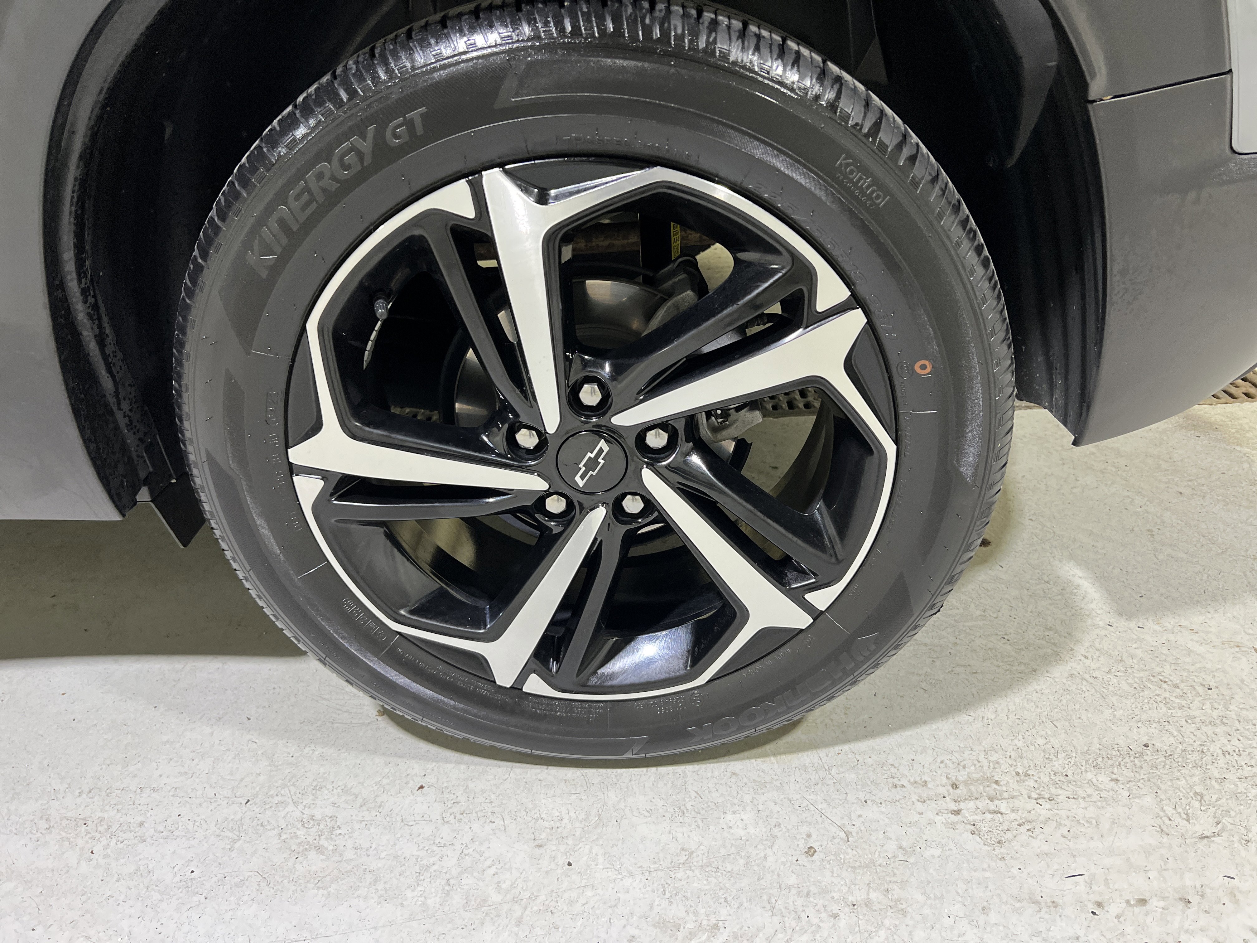 Certified 2023 Chevrolet TrailBlazer RS w/ Sun and Liftgate Package FWD image 13