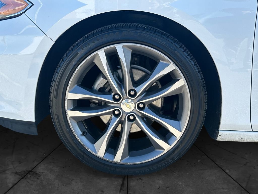 Used 2021 Chevrolet Malibu LT image 14