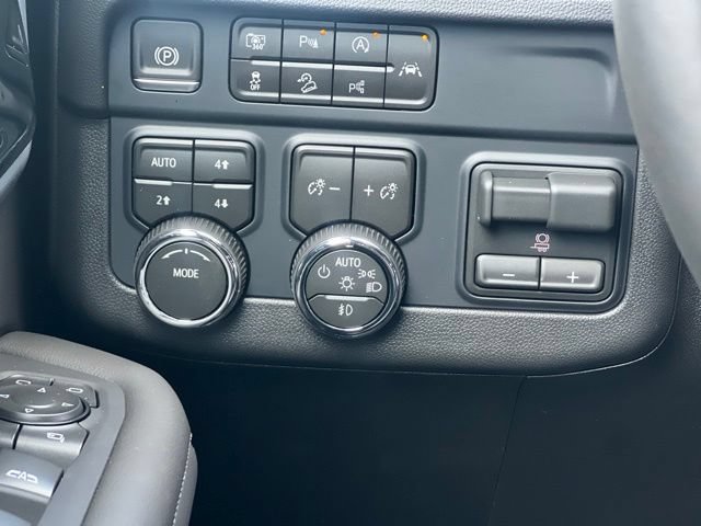 New 2026 Chevrolet Tahoe LT AWD/4WD image 3