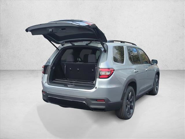 New 2026 Honda Pilot Sport image 2