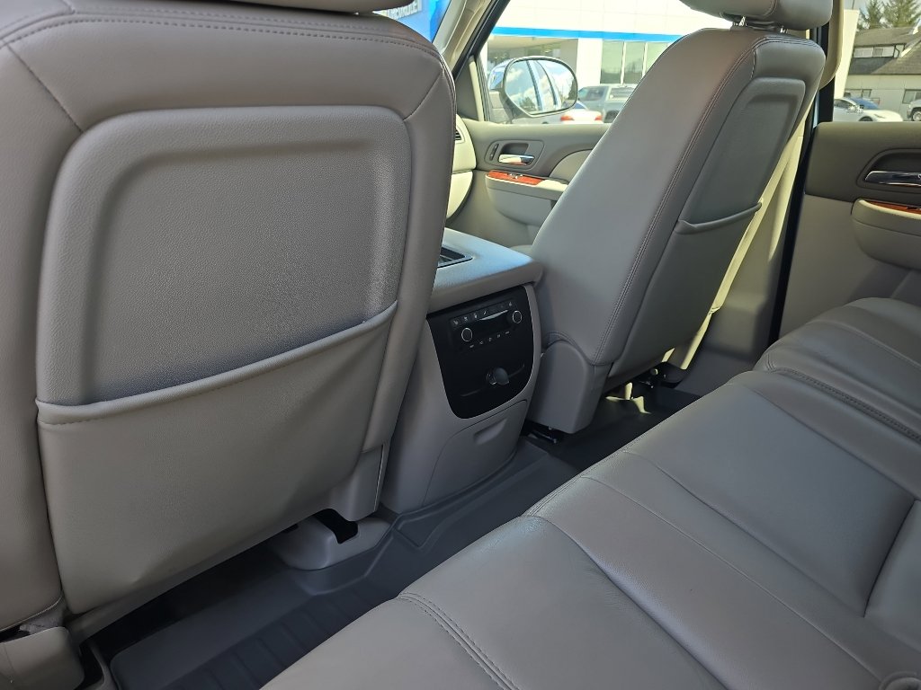 Used 2011 Chevrolet Tahoe LT w/ Luxury Package image 19