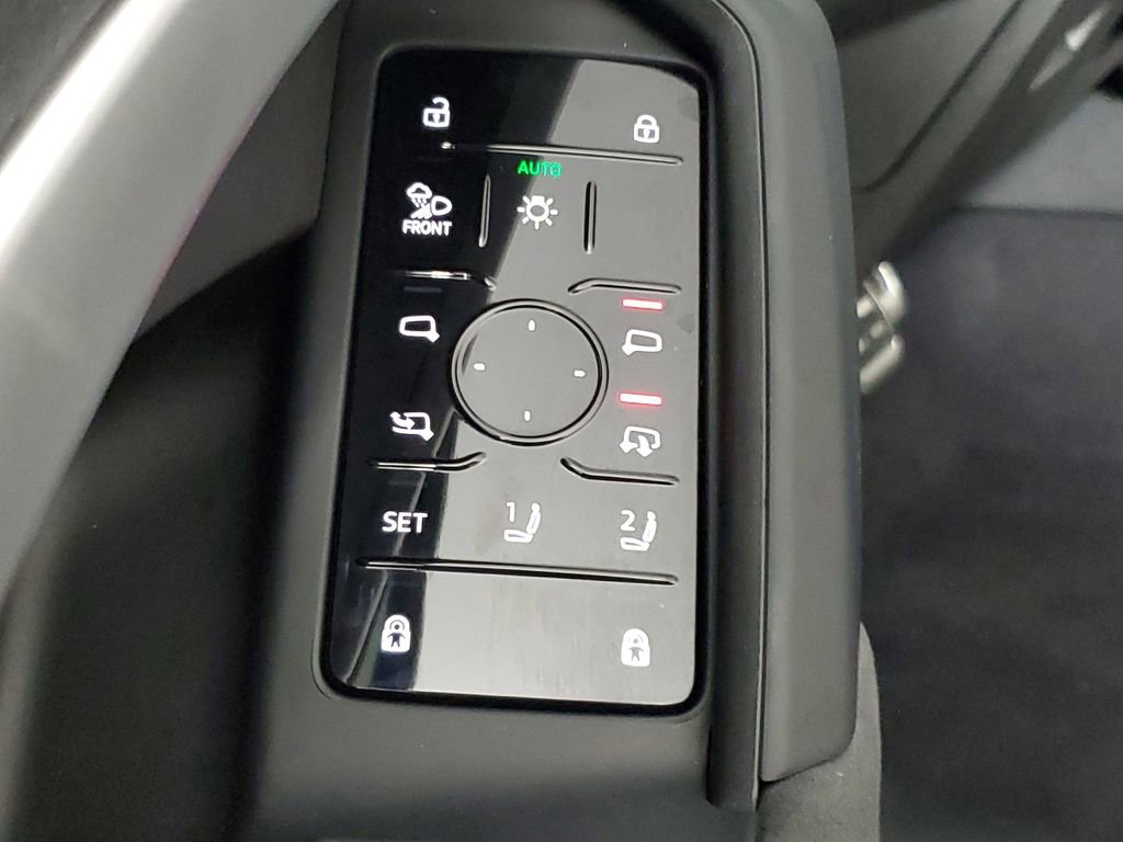 New 2026 Audi SQ5 Prestige AWD/4WD image 20
