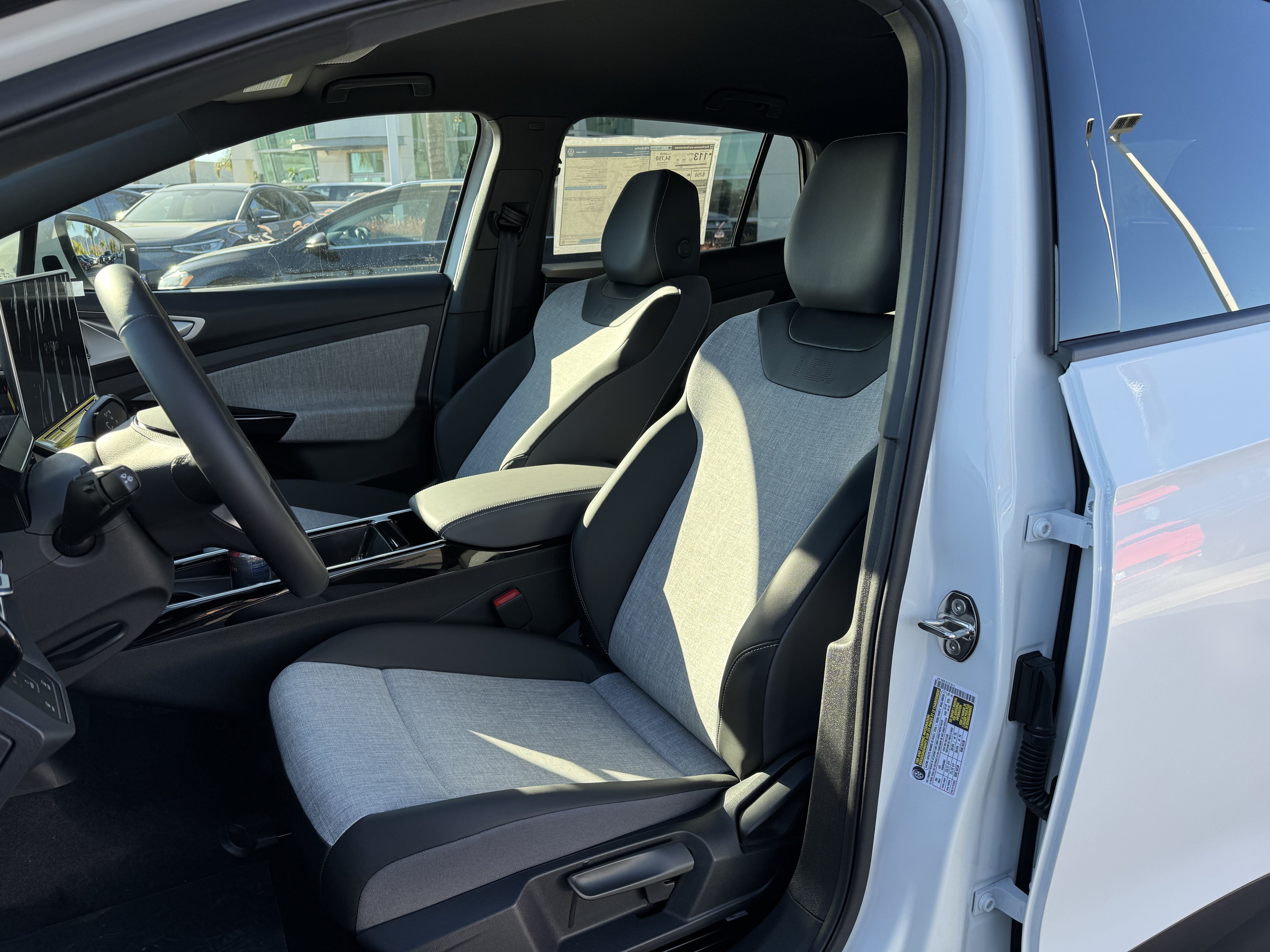 New 2026 Volkswagen ID.4 Pro RWD image 15