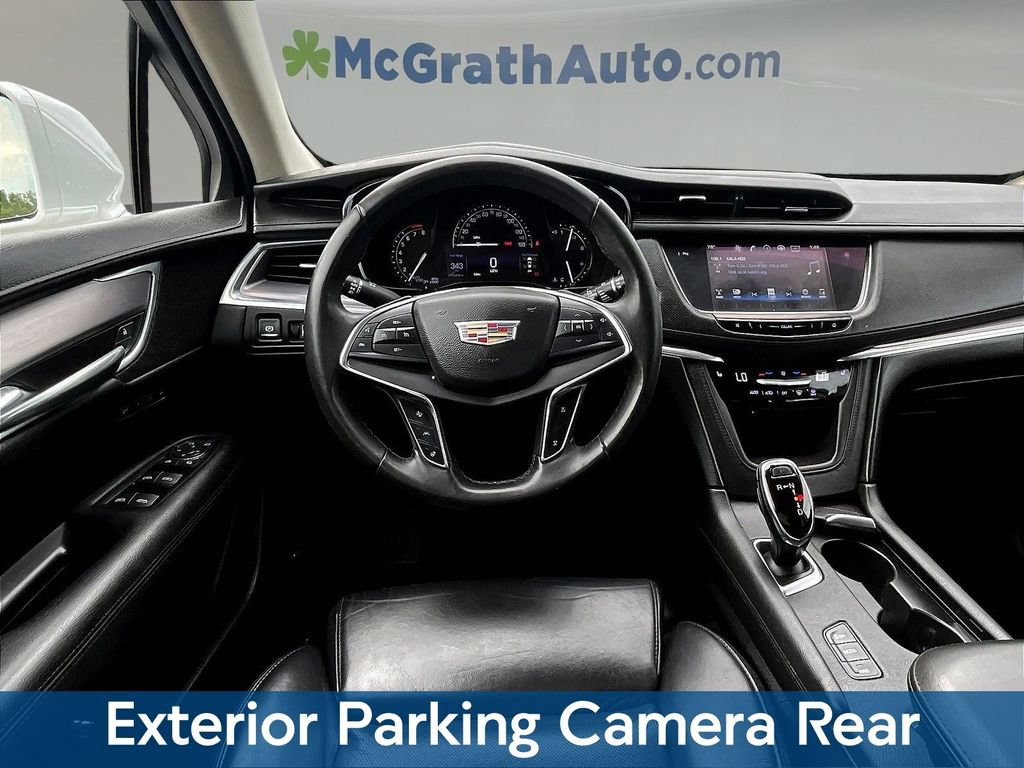 Used 2017 Cadillac XT5 Luxury w/ Driver Awareness Package AWD/4WD image 11