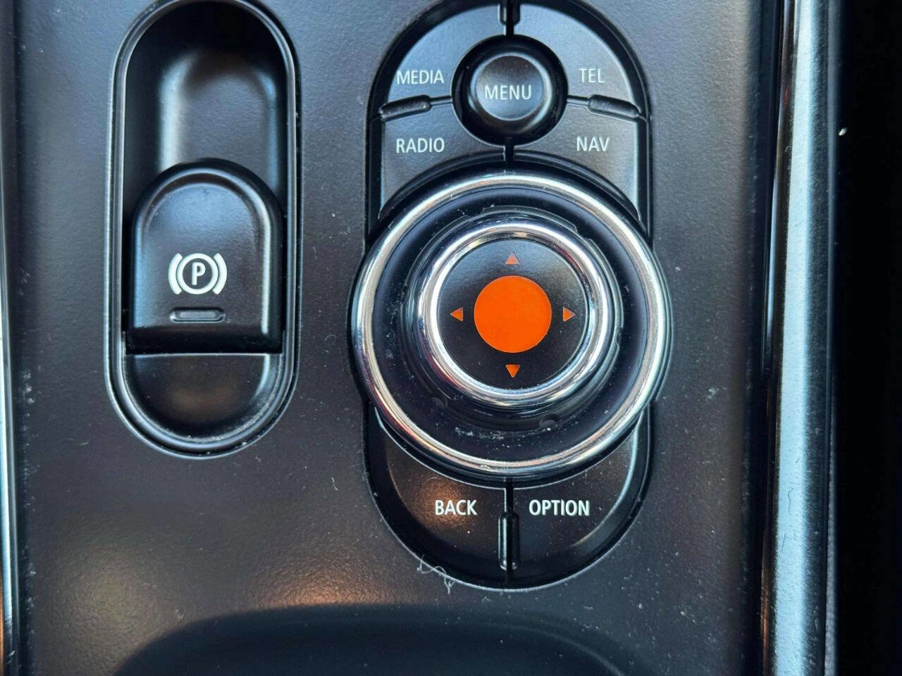 Used 2017 MINI Cooper Clubman S image 25