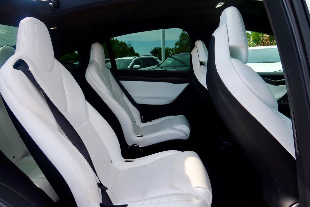 Used 2018 Tesla Model X 100D AWD/4WD image 14