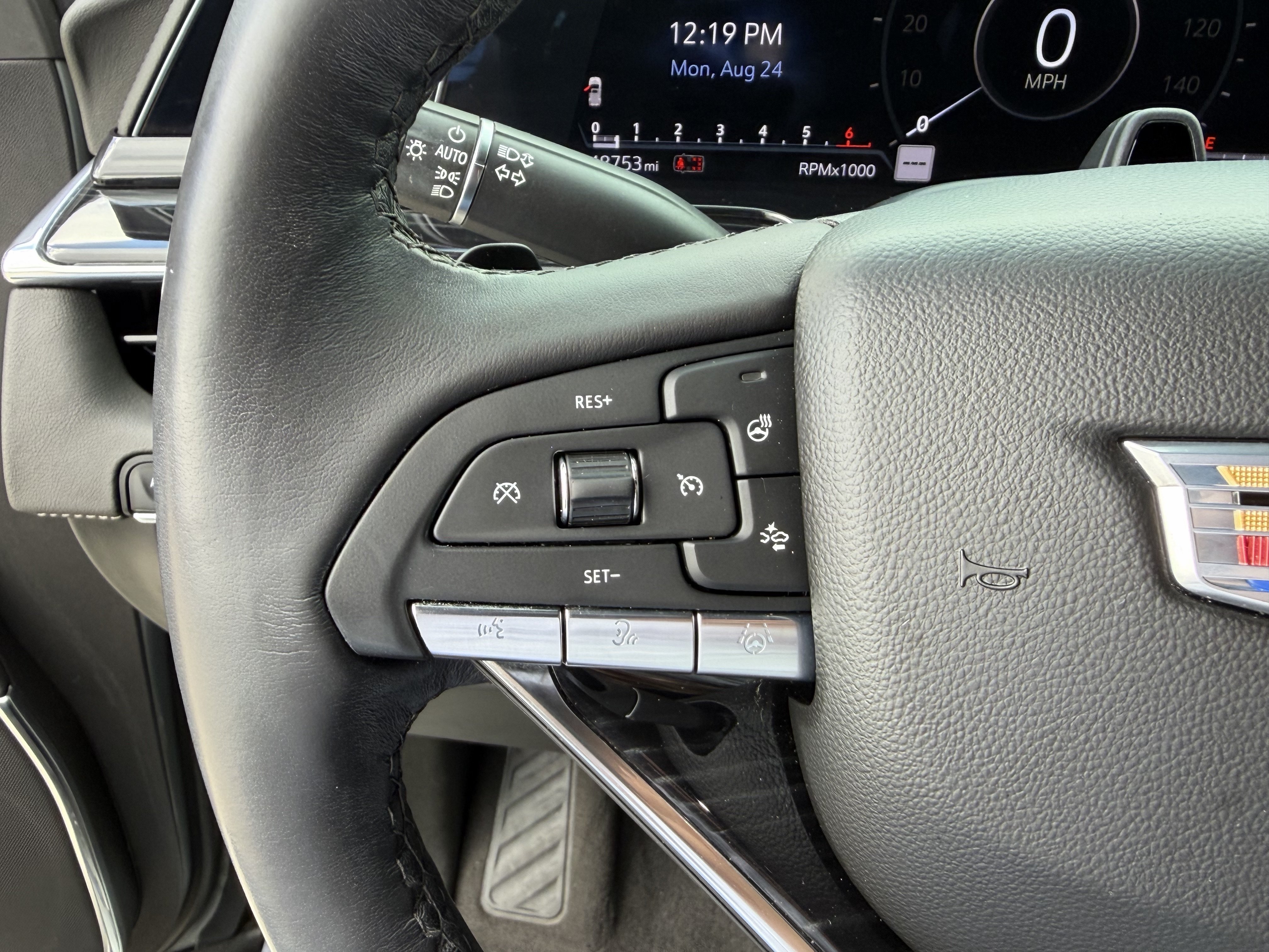 Certified 2024 Cadillac Escalade Sport w/ LPO, ONYX Package AWD/4WD image 26