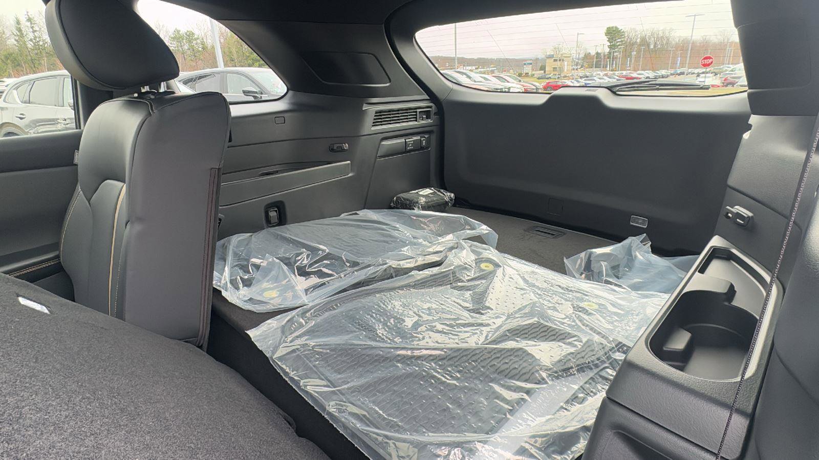 New 2026 MAZDA CX-70 3.3 Turbo w/ Premium Plus Pkg image 12