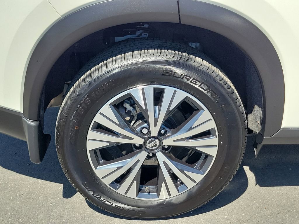 Used 2021 Nissan Rogue SV AWD/4WD image 6