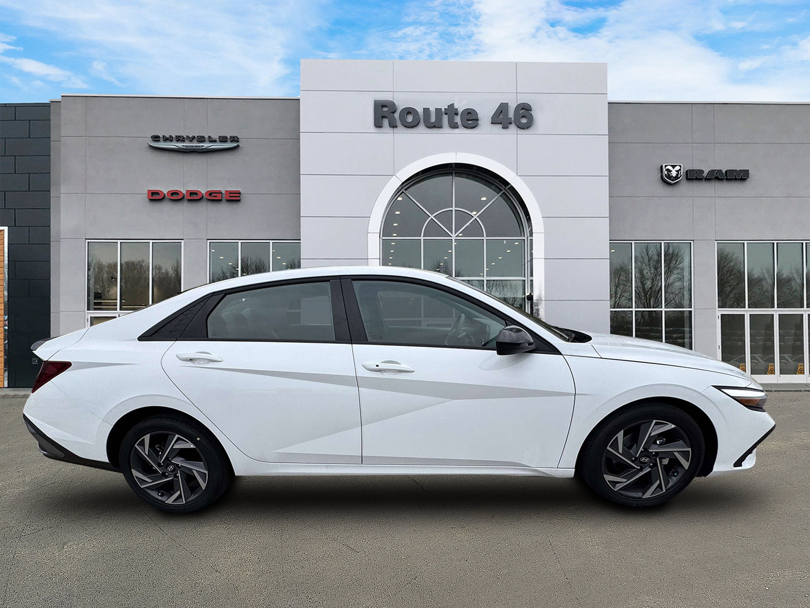 Used 2025 Hyundai Elantra Sport FWD image 6
