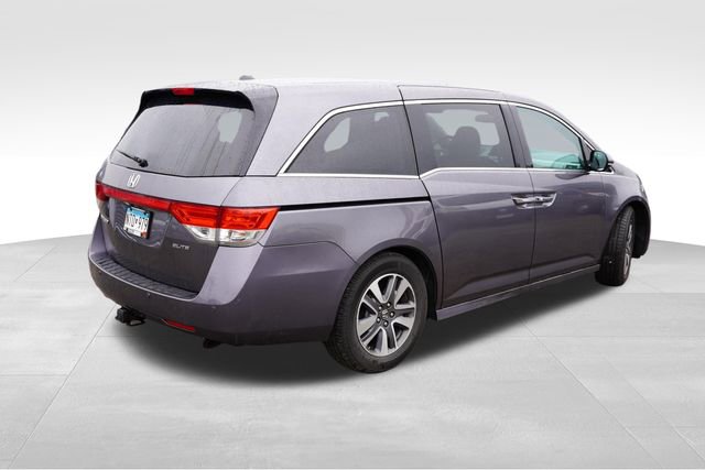 Used 2016 Honda Odyssey Touring image 3