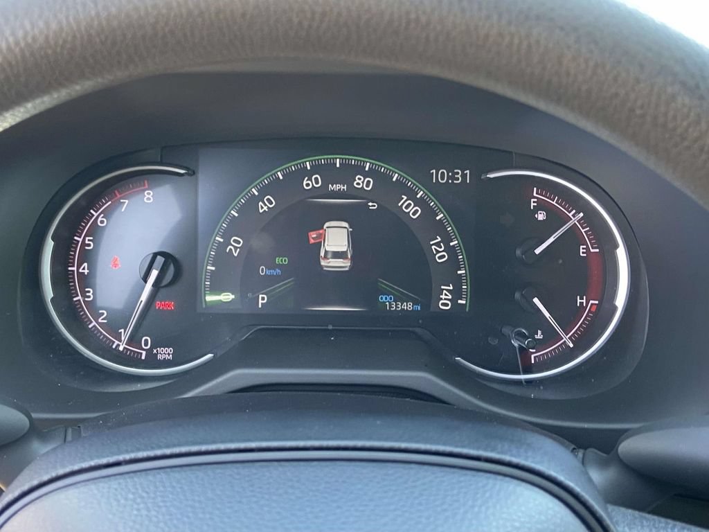 Used 2025 Toyota RAV4 LE AWD/4WD image 35