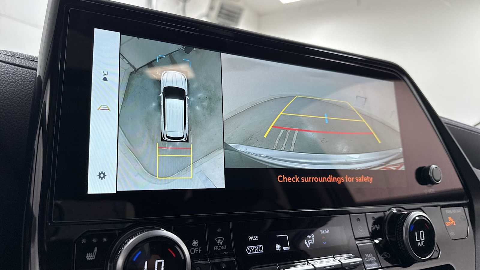 New 2025 Toyota Highlander Limited image 19