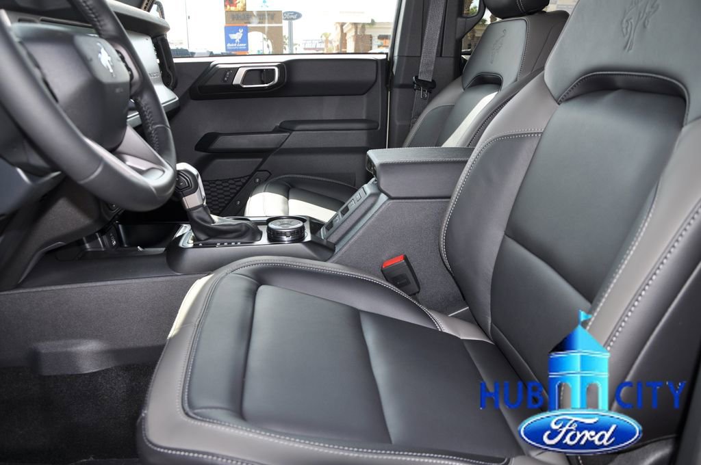 New 2026 Ford Bronco Outer Banks image 10