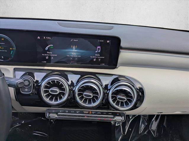 Used 2021 Mercedes-Benz A 220 image 13