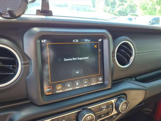 Used 2020 Jeep Wrangler Unlimited Sahara AWD/4WD image 18
