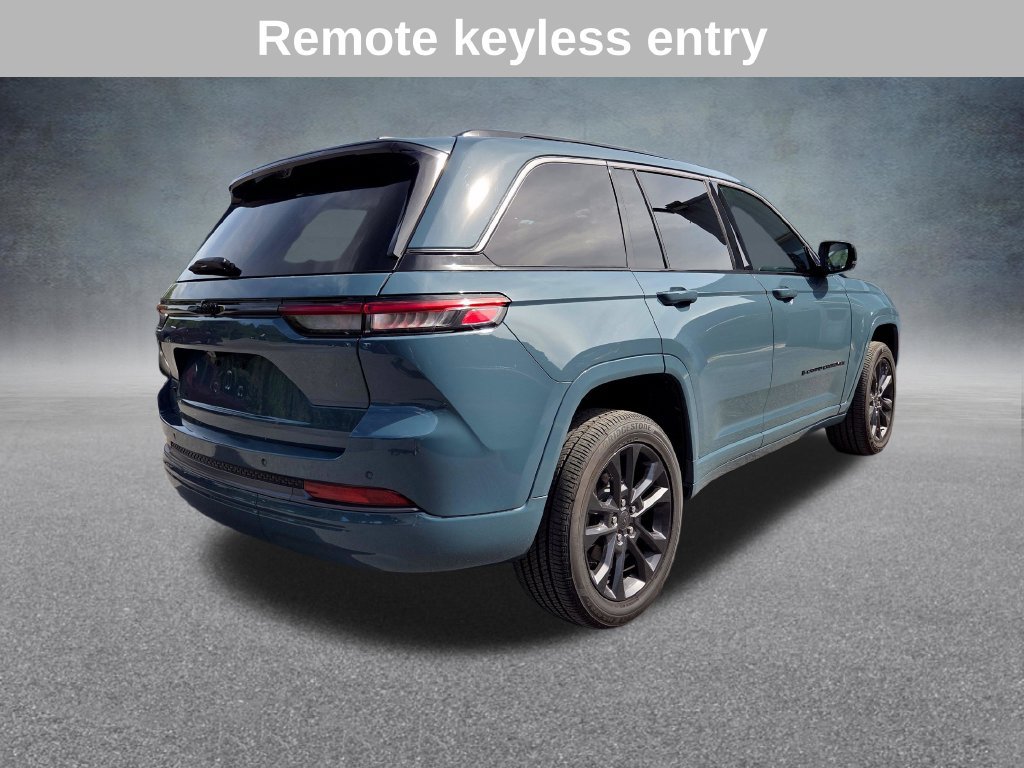 Used 2026 Jeep Grand Cherokee Limited AWD/4WD image 8