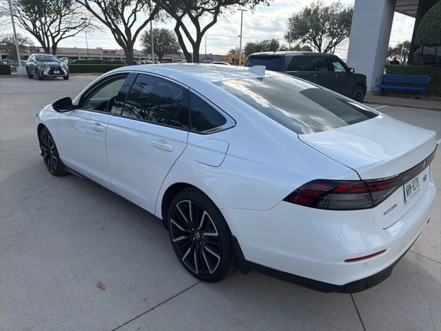 Used 2024 Honda Accord Touring image 4