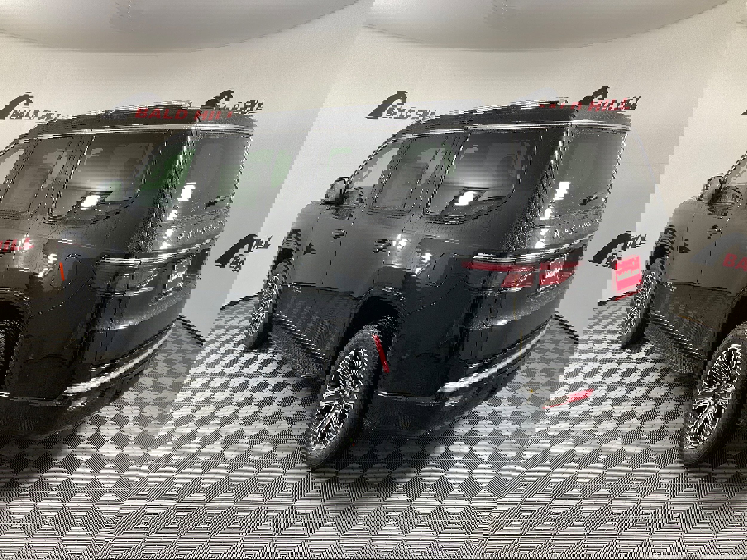 New 2025 Jeep Wagoneer 4WD w/ Convenience Group I image 4