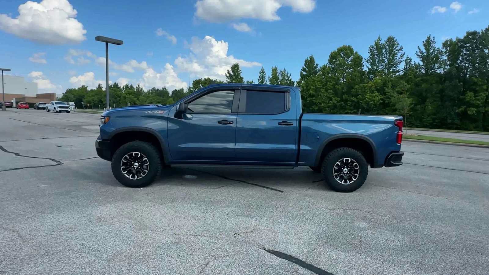 Certified 2024 Chevrolet Silverado 1500 ZR2 w/ Technology Package AWD/4WD image 5