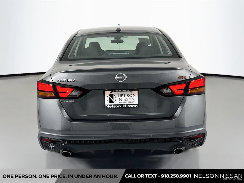 Certified 2025 Nissan Altima 2.5 SR FWD image 6