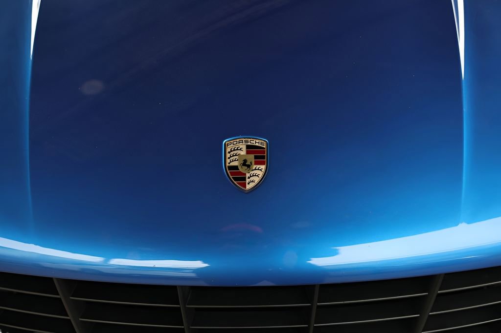 Used 2018 Porsche Macan image 16