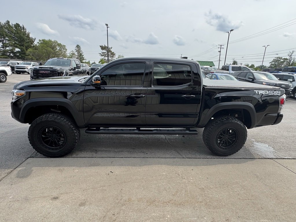 Used 2023 Toyota Tacoma TRD Off-Road w/ Technology Package image 6