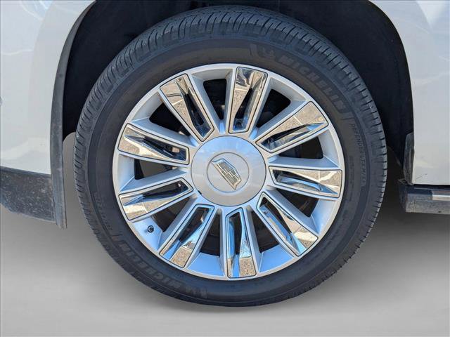 Used 2019 Cadillac Escalade Platinum image 27