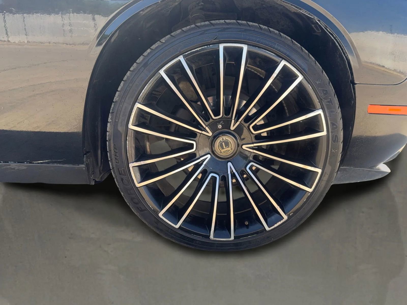 Used 2019 Dodge Challenger SXT image 12