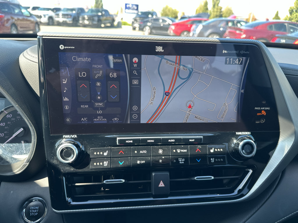 Used 2022 Toyota Highlander Platinum AWD/4WD image 33