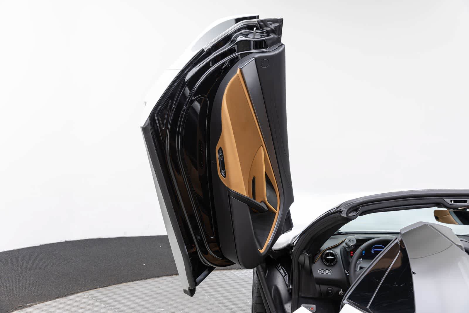 New 2027 McLaren 750S Spider RWD image 21