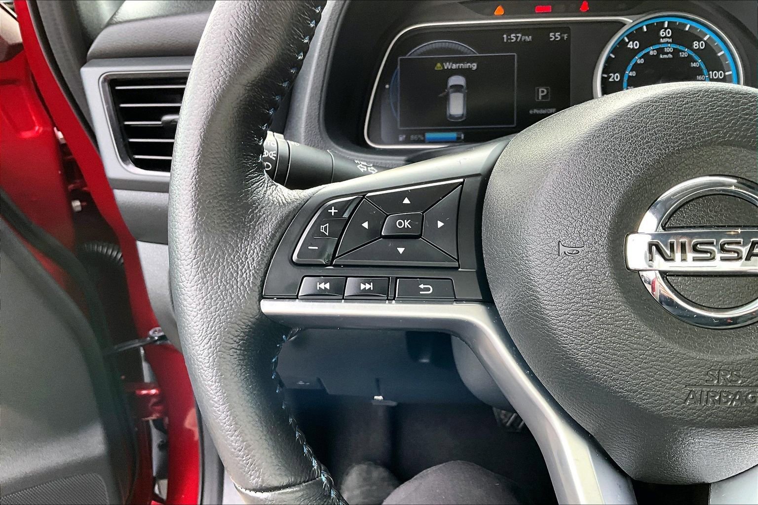 Used 2022 Nissan Leaf SV image 11