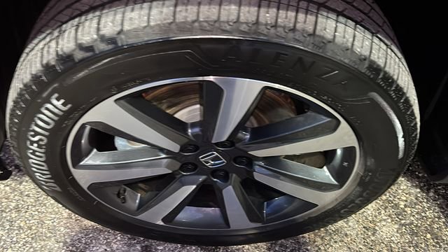 Used 2023 Honda Pilot Touring image 32
