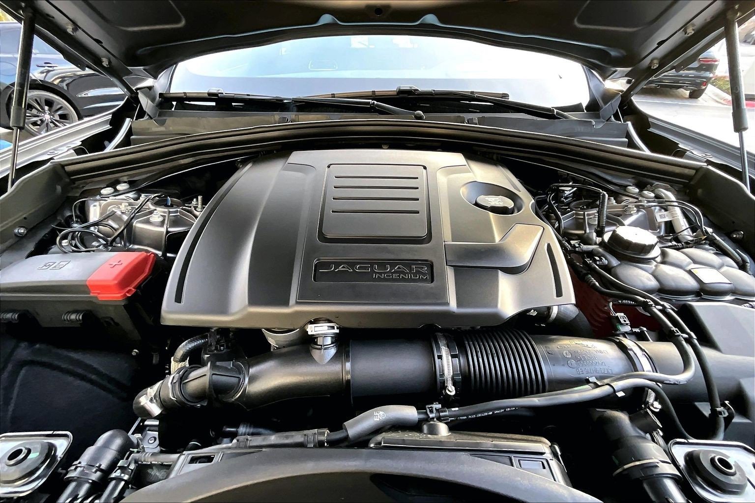 Used 2026 Jaguar F-PACE R-Dynamic S image 10