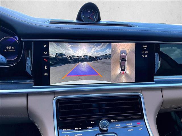 Used 2023 Porsche Panamera 4 image 23