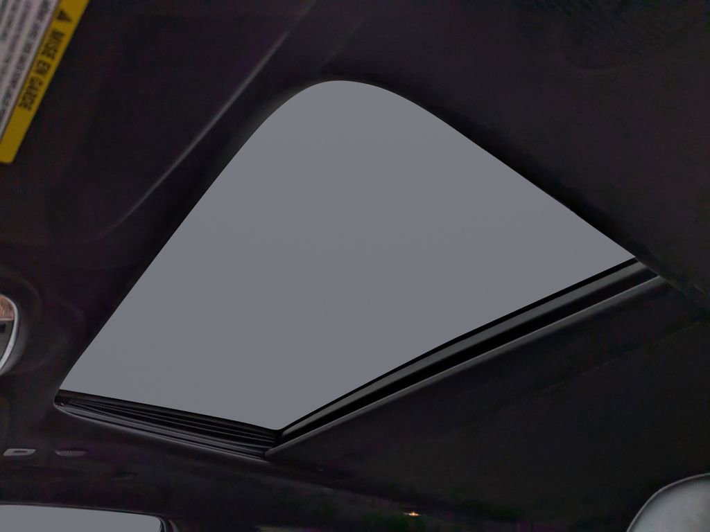 Used 2020 Jeep Grand Cherokee Limited w/ Luxury Group II RWD image 18