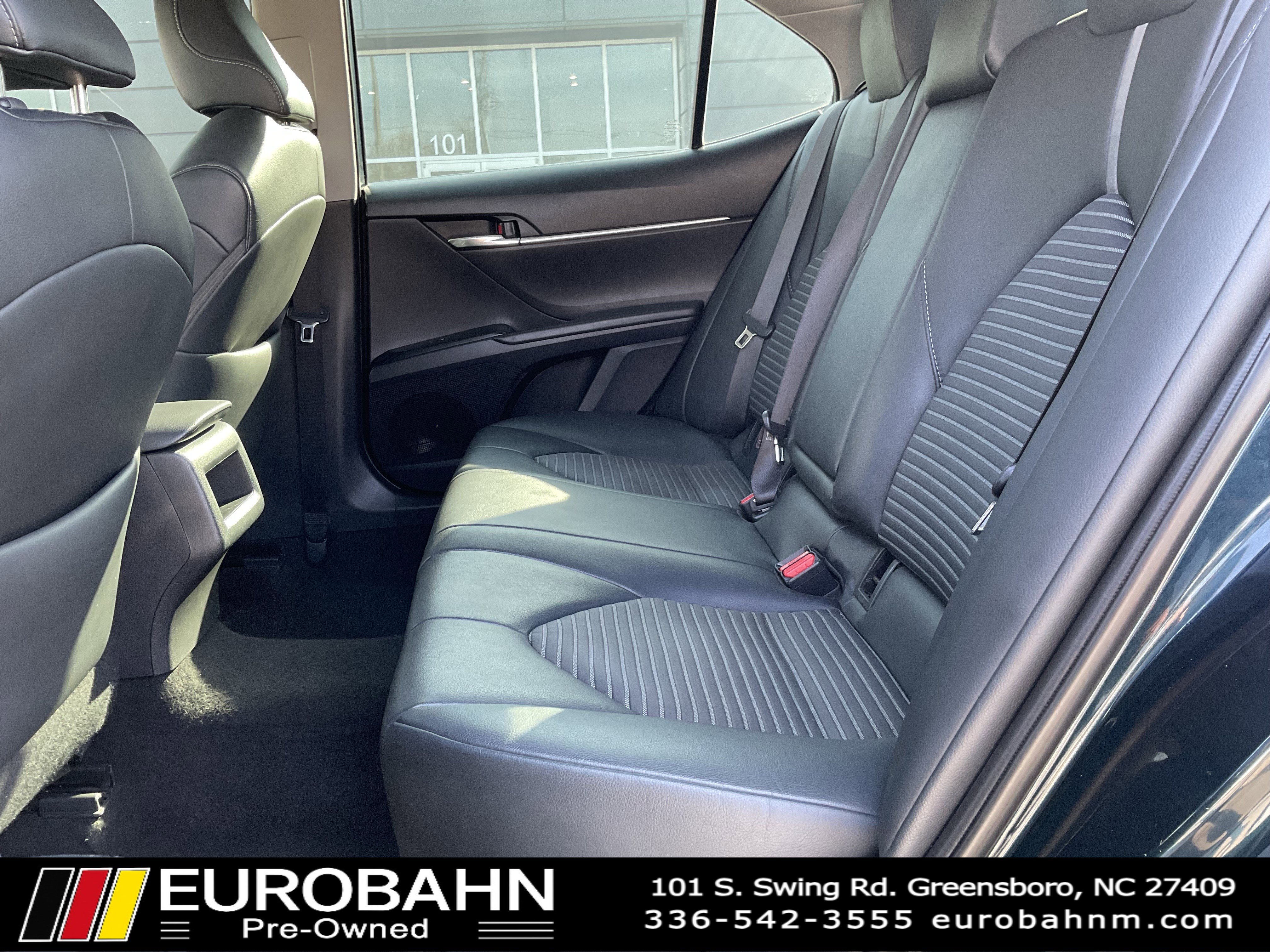 Used 2019 Toyota Camry SE image 10