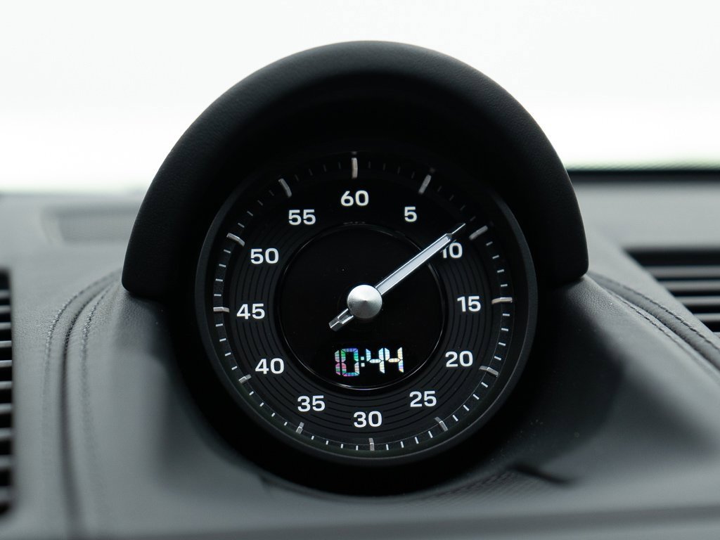 Used 2026 Porsche 911 GTS image 34