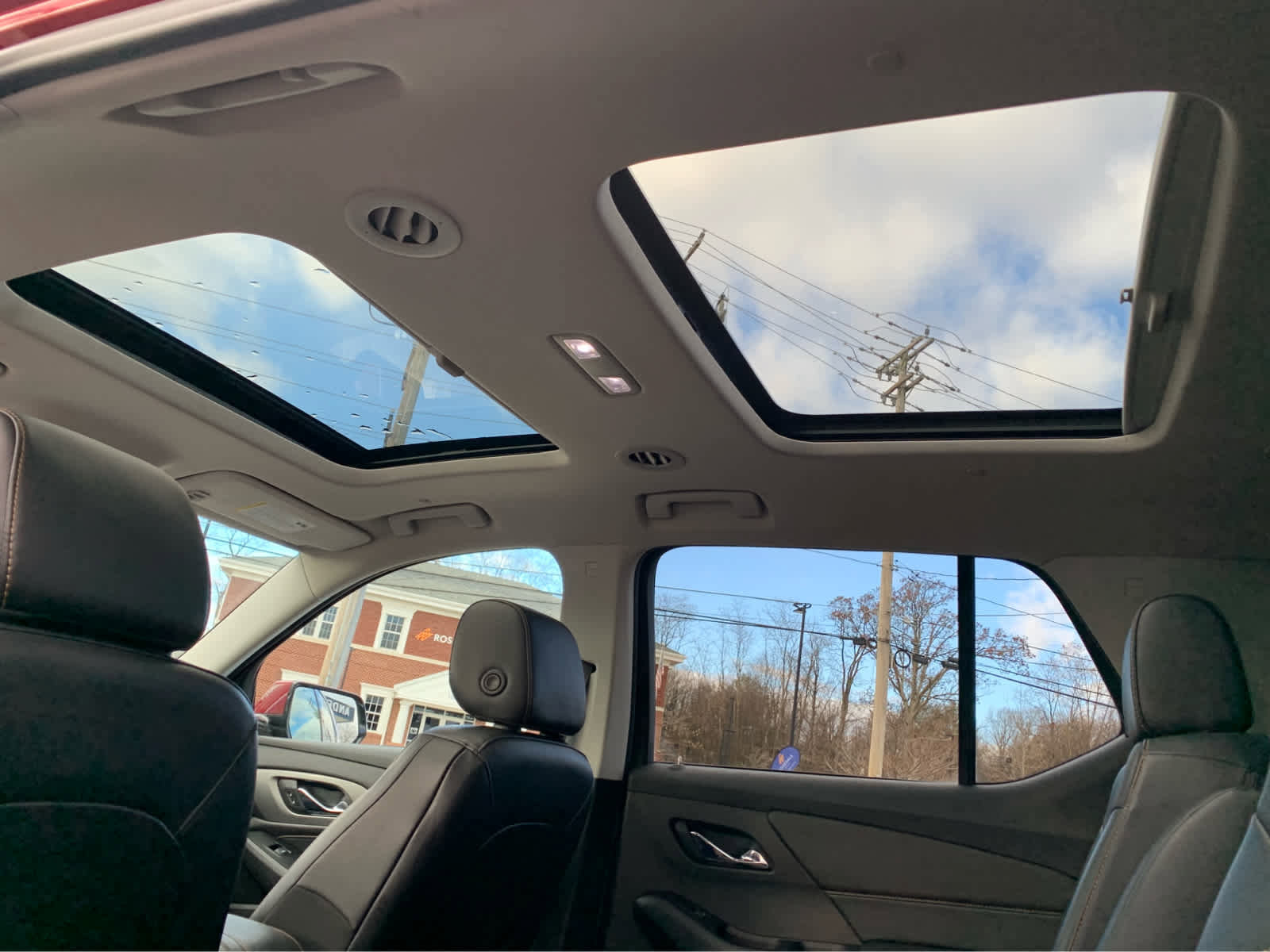 Used 2019 Chevrolet Traverse LT w/ LT Premium Package image 27