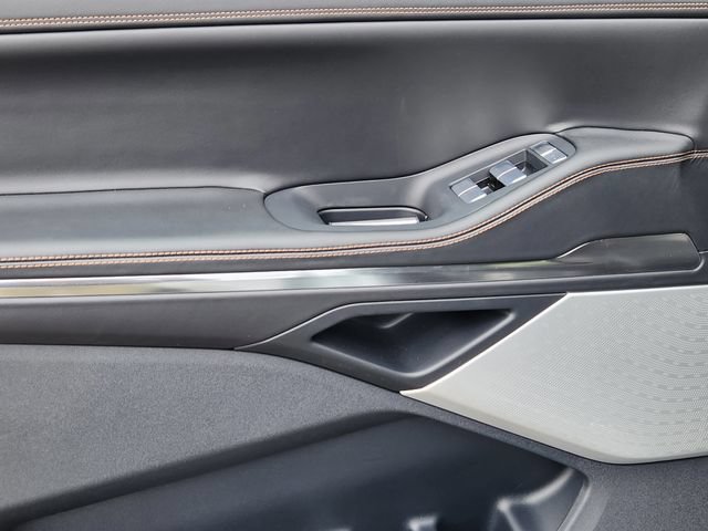 New 2026 Lincoln Navigator Black Label AWD/4WD image 9