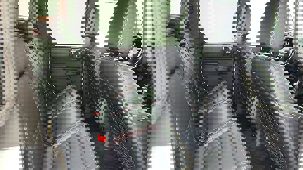 Used 2025 Ford Bronco Badlands image 22