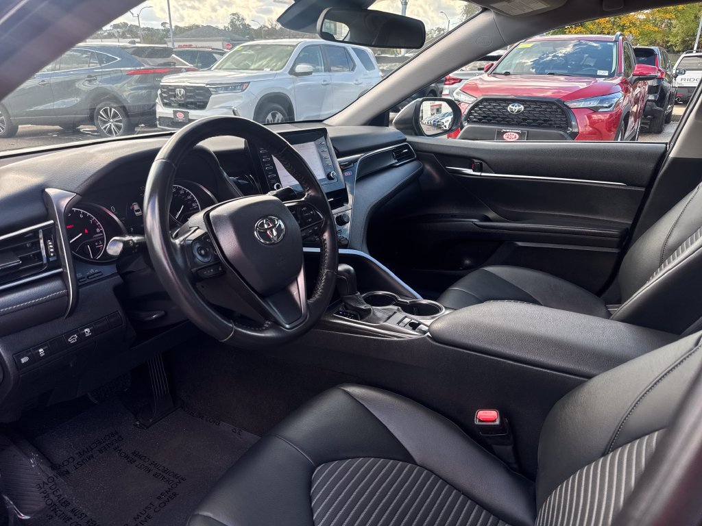 Used 2021 Toyota Camry SE AWD/4WD image 13